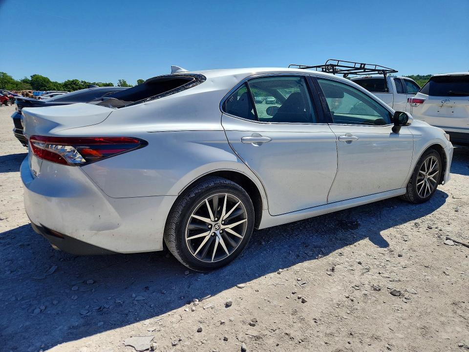 Aukcja sprzedaży 2022 Toyota Camry, vin: 4T1F11BK1NU059453, numer aukcji: 52833986