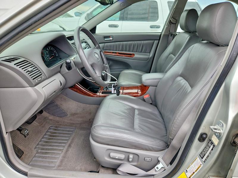 55180256 :رقم المزاد ، JTDBF30K540153487 vin ، 2004 Toyota Camry مزاد بيع