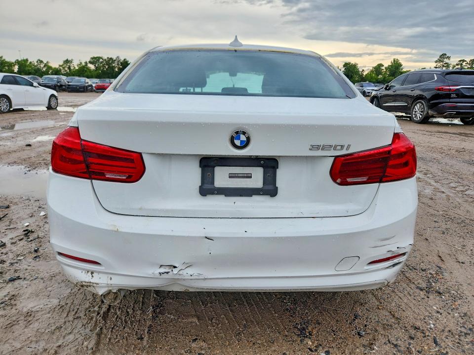 Aukcja sprzedaży 2018 Bmw 320, vin: WBA8E1G52JNU92933, numer aukcji: 54670176