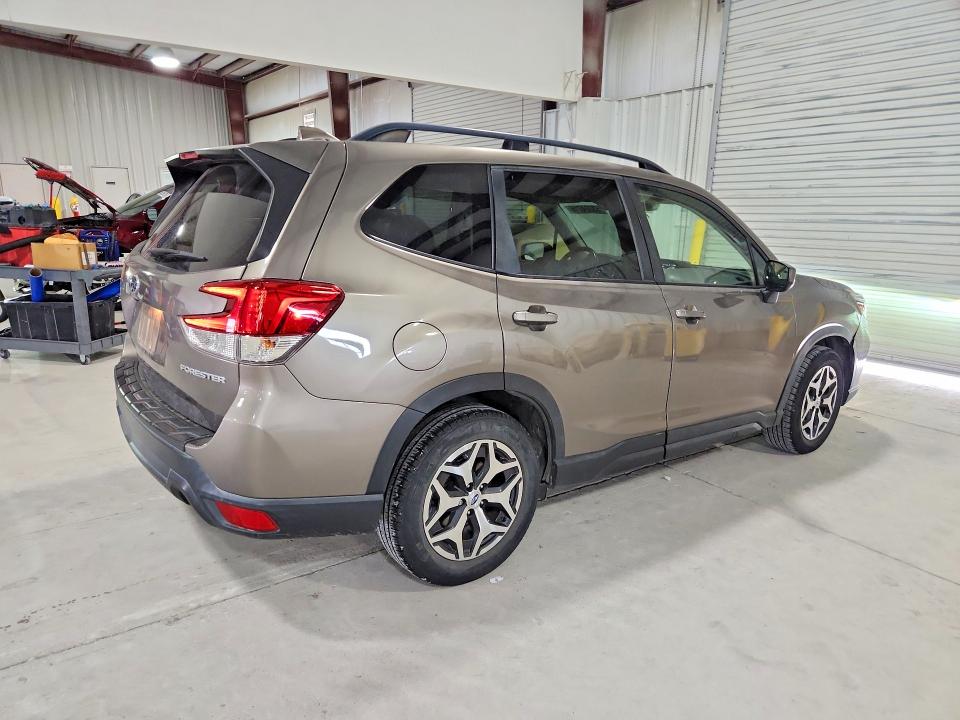 Продажа на аукционе авто 2019 Subaru Forester, vin: JF2SKAGC8KH419924, номер лота: 53324716