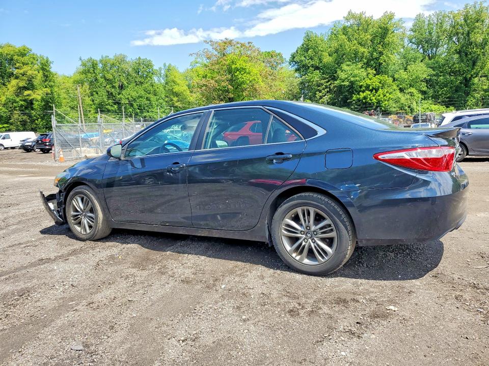 52847816 :رقم المزاد ، 4T1BF1FK8HU664276 vin ، 2017 Toyota Camry مزاد بيع