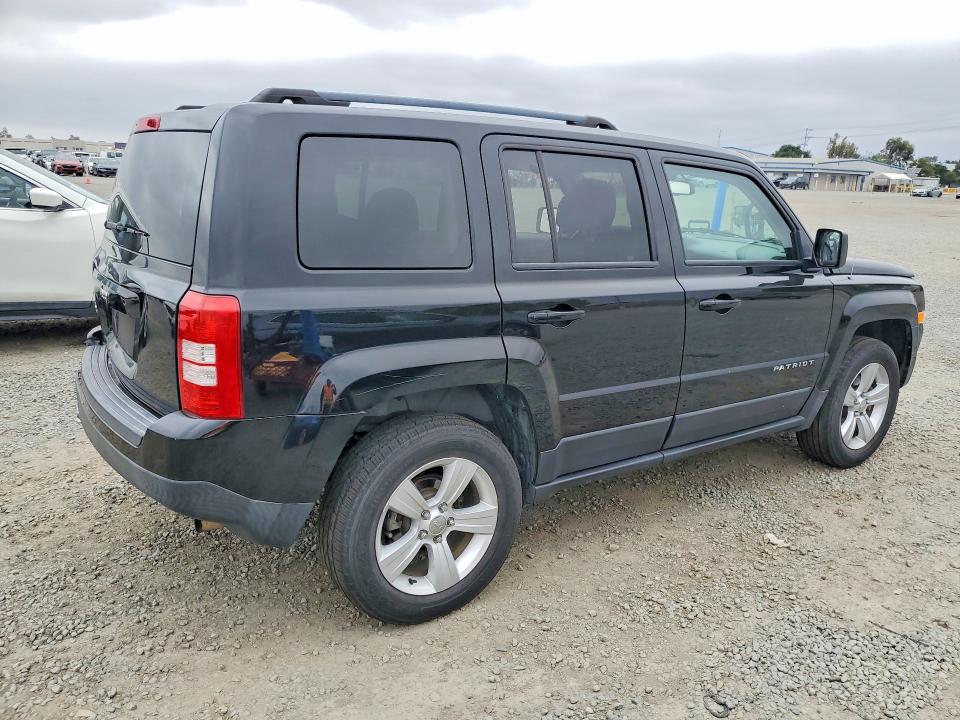 2017 Jeep Patriot მანქანა იყიდება აუქციონზე, vin: 1C4NJRBB1HD114860, აუქციონის ნომერი: 52940426