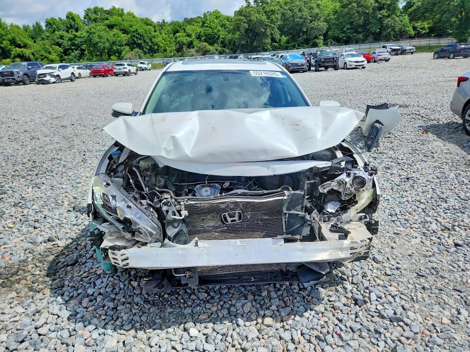 55216526 :رقم المزاد ، 19XFC2F72JE010961 vin ، 2018 Honda Civic مزاد بيع
