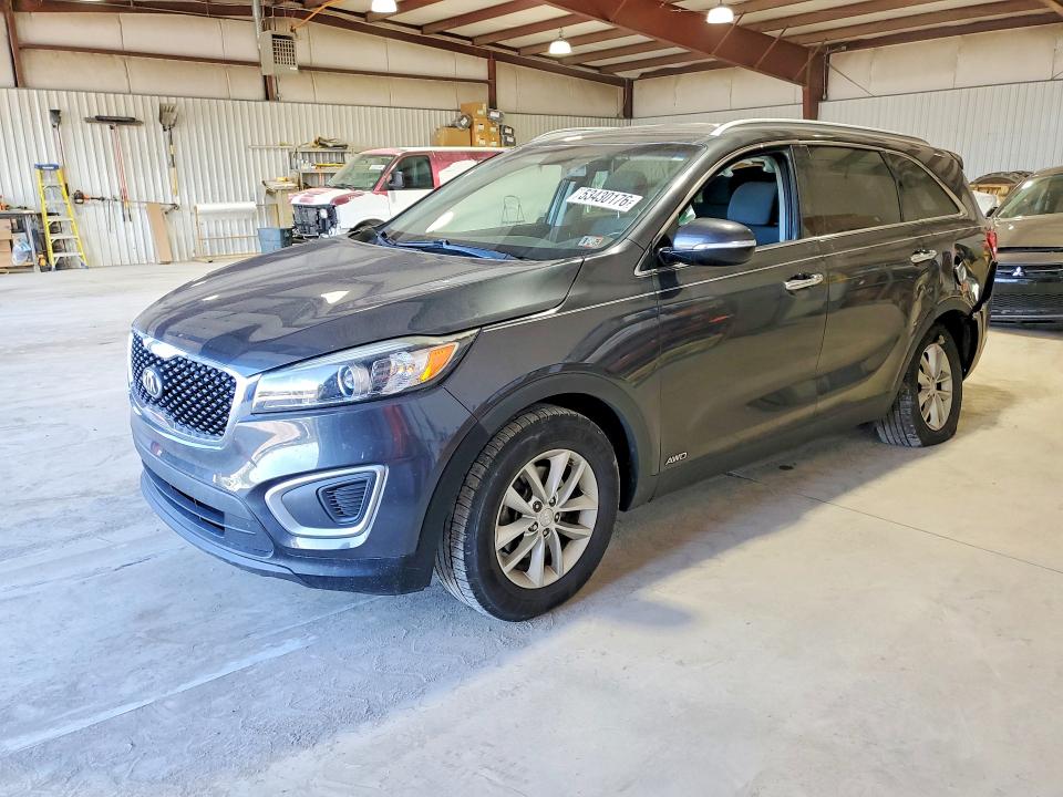 53430176 :رقم المزاد ، 5XYPGDA53HG307468 vin ، 2017 Kia Sorento مزاد بيع