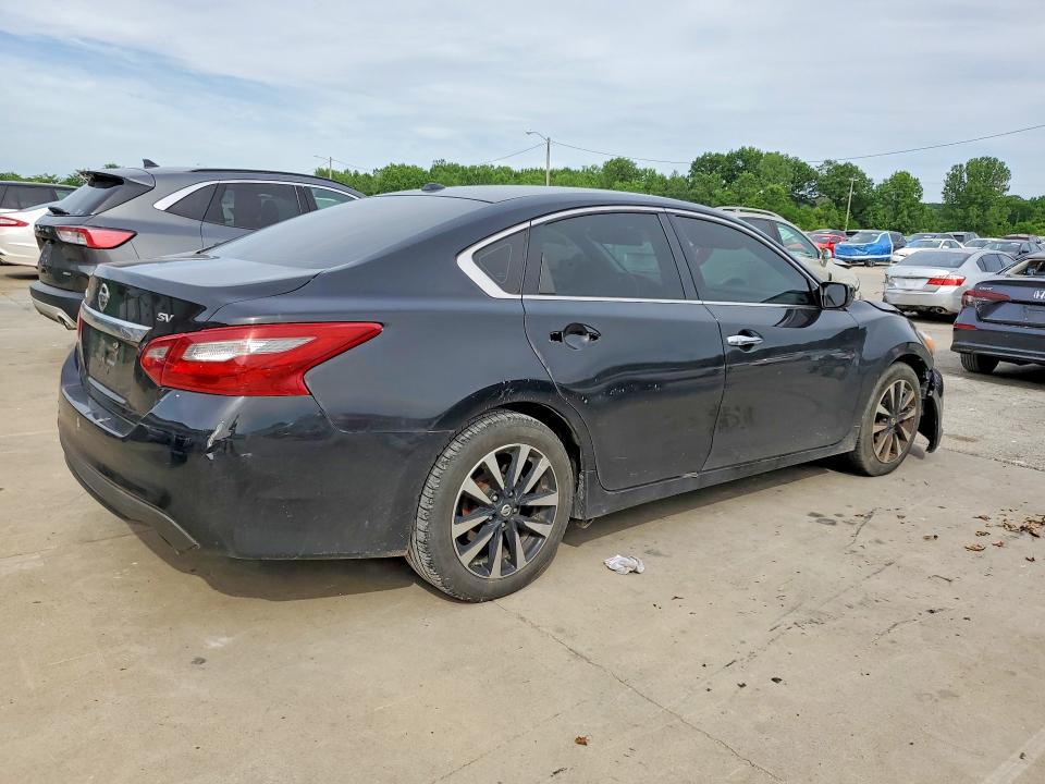 2018 Nissan Altima მანქანა იყიდება აუქციონზე, vin: 1N4AL3AP7JC107478, აუქციონის ნომერი: 55511586
