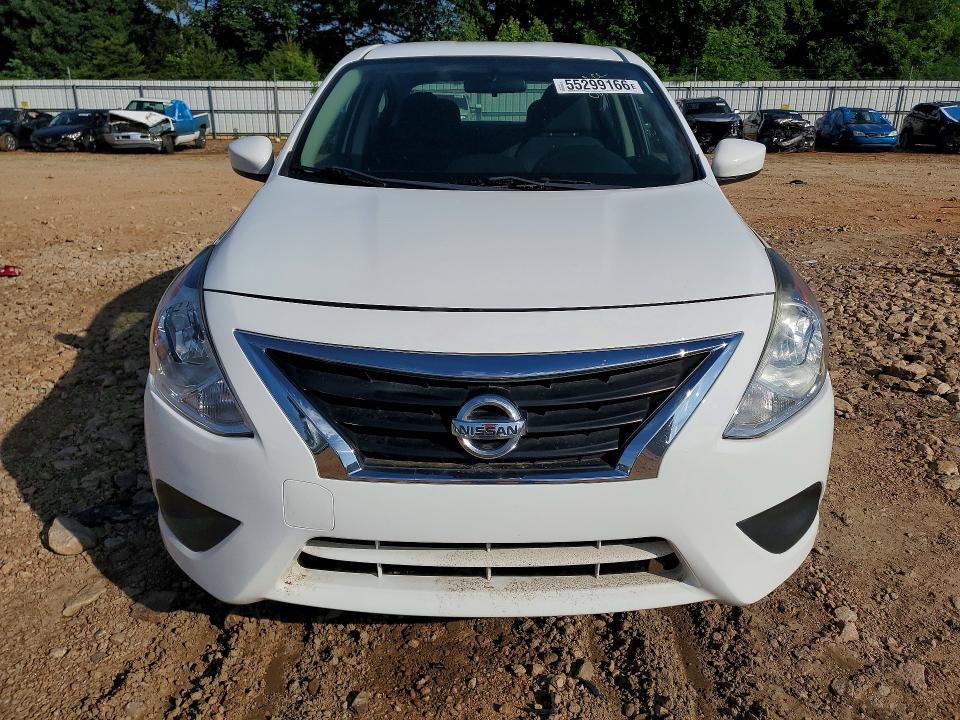 55299166 :رقم المزاد ، 3N1CN7AP8JL858150 vin ، 2018 Nissan Versa مزاد بيع