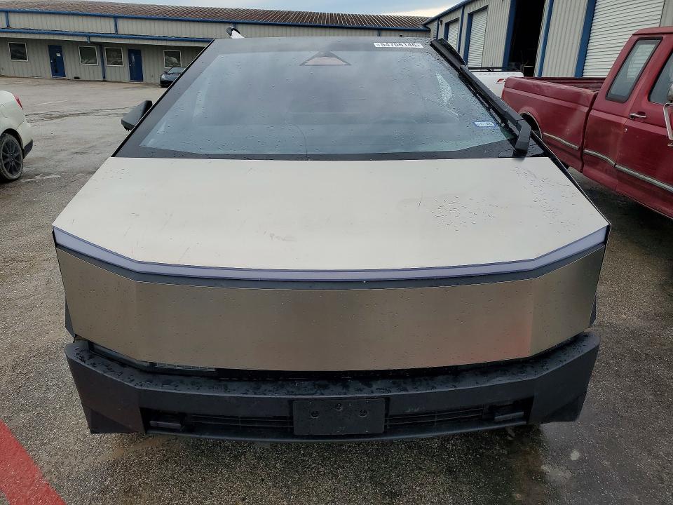 54706146 :رقم المزاد ، 7G2CEHED8RA025861 vin ، 2024 Tesla Cybertruck مزاد بيع