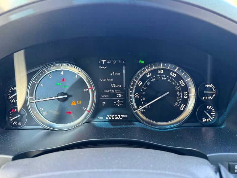 52893336 :رقم المزاد ، JTJHY7AX2J4263193 vin ، 2018 Lexus Lx مزاد بيع