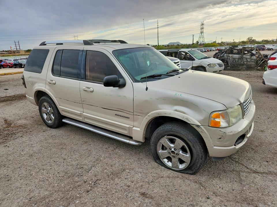 53880546 :رقم المزاد ، 1FMDU65W25ZA38494 vin ، 2005 Ford Explorer مزاد بيع