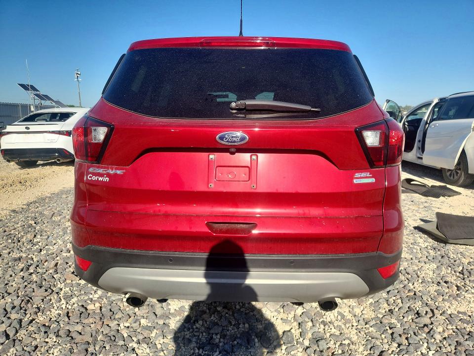 53139276 :رقم المزاد ، 1FMCU0HD8KUA71091 vin ، 2019 Ford Escape مزاد بيع