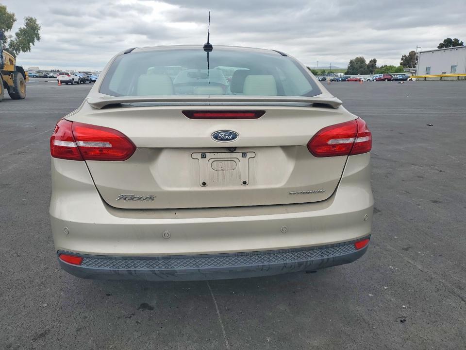 52591366 :رقم المزاد ، 1FADP3J26HL287830 vin ، 2017 Ford Focus مزاد بيع