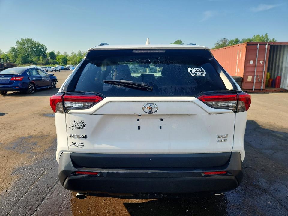2022 Toyota Rav4 მანქანა იყიდება აუქციონზე, vin: 2T3P1RFV5NW254843, აუქციონის ნომერი: 53815366
