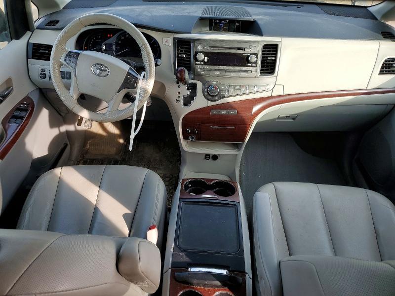 52357876 :رقم المزاد ، 5TDDK3DC9ES074152 vin ، 2014 Toyota Sienna مزاد بيع