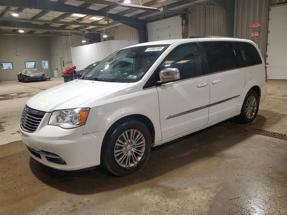 51895166 :رقم المزاد ، 2C4RC1CG0GR240419 vin ، 2016 Chrysler Town & Country مزاد بيع