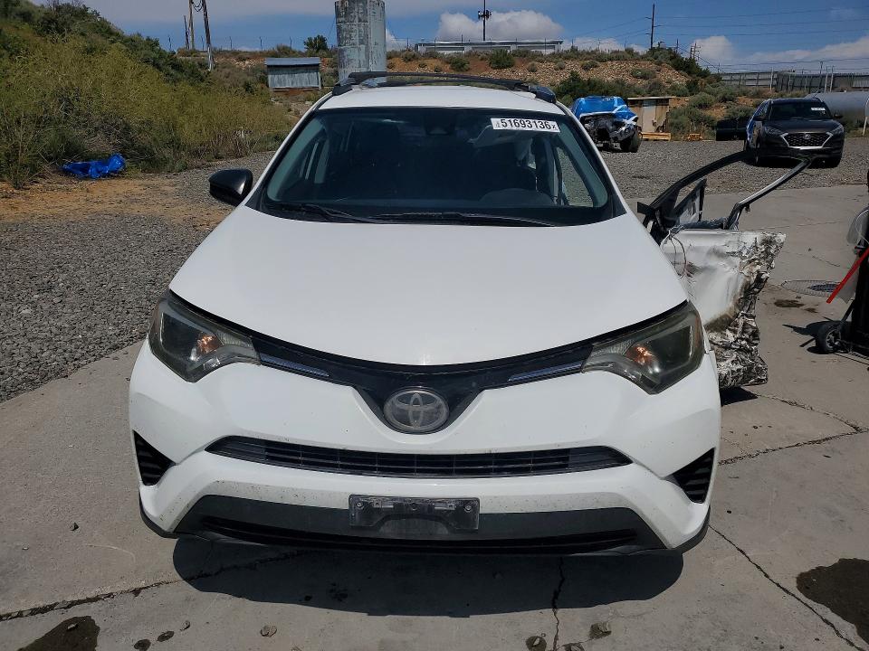 Продажа на аукционе авто 2018 Toyota Rav4, vin: JTMBFREVXJJ233394, номер лота: 51693136