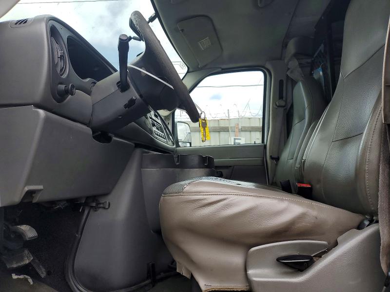 53695616 :رقم المزاد ، 1FTNE14W28DA34313 vin ، 2008 Ford Econoline مزاد بيع