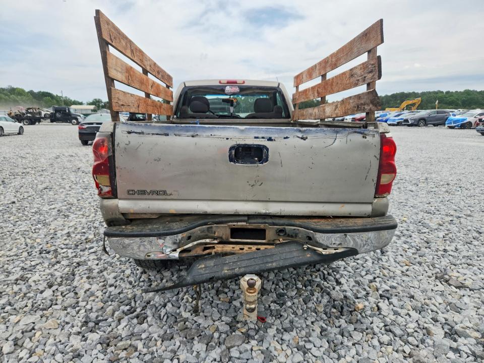 52404066 :رقم المزاد ، 1GCHC24U13E287410 vin ، 2003 Chevrolet Silverado مزاد بيع