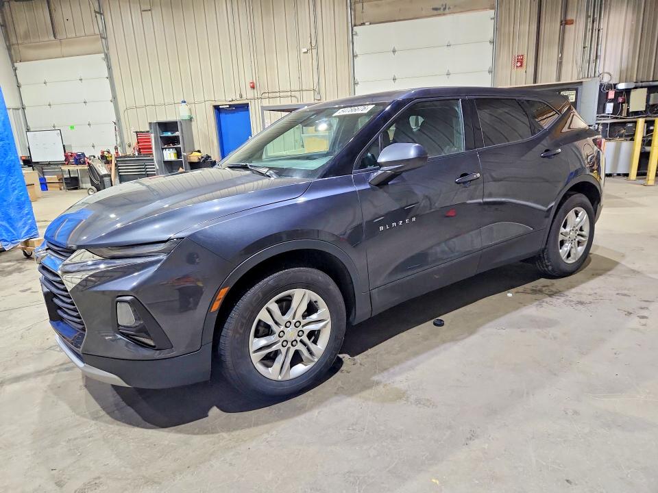 Продажа на аукционе авто 2021 Chevrolet Blazer, vin: 3GNKBHR43MS587436, номер лота: 54786676