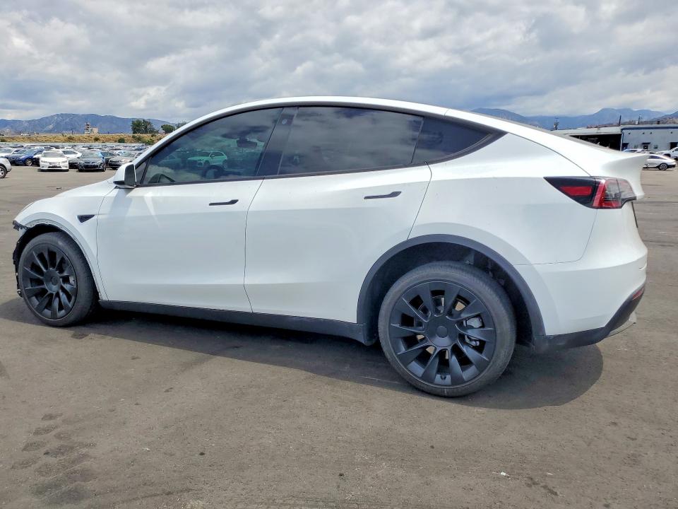 Продажа на аукционе авто 2023 Tesla Model Y, vin: 7SAYGDEE0PA071687, номер лота: 52018966