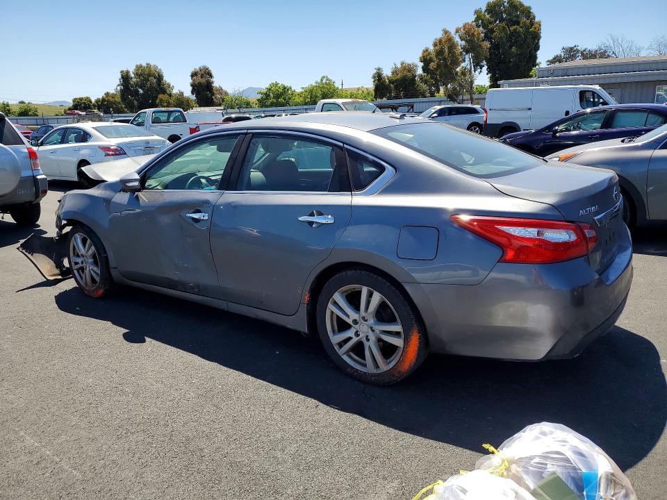Продажа на аукционе авто 2017 Nissan Altima, vin: 1N4BL3AP6HC178606, номер лота: 52850536