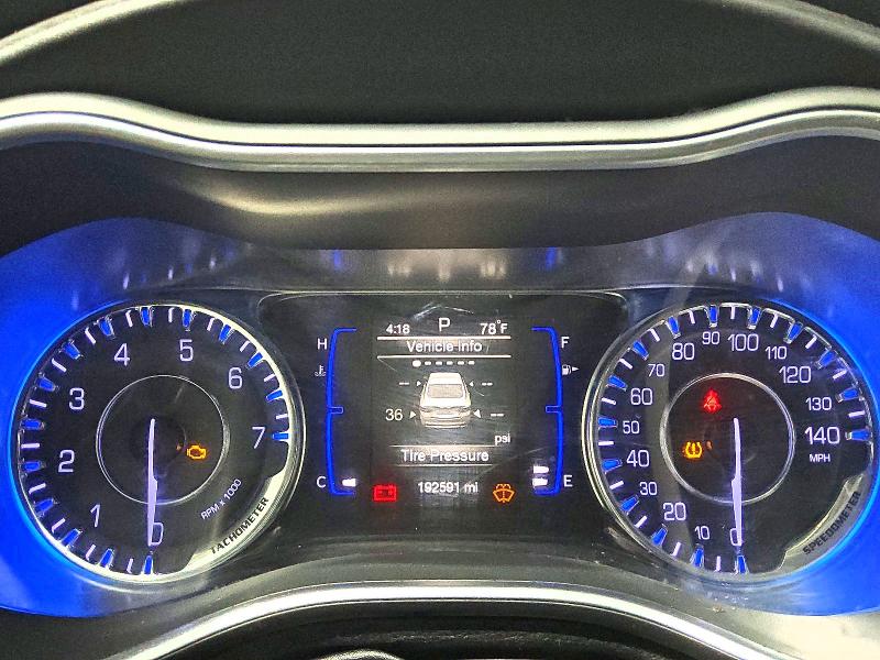 53050176 :رقم المزاد ، 1C3CCCAB4GN159594 vin ، 2016 Chrysler 200 مزاد بيع