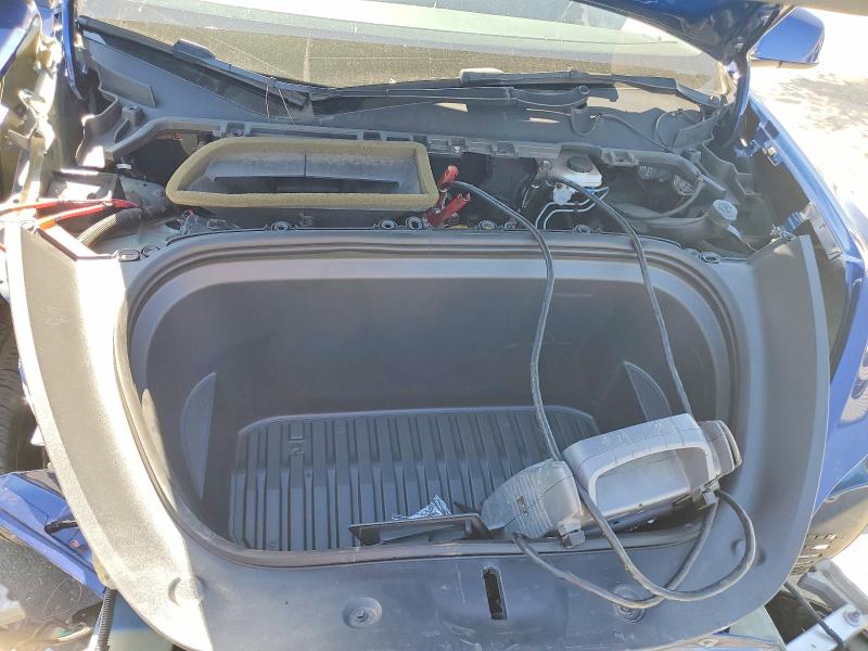 53140096 :رقم المزاد ، 5YJYGDEE9MF114886 vin ، 2021 Tesla Model Y مزاد بيع