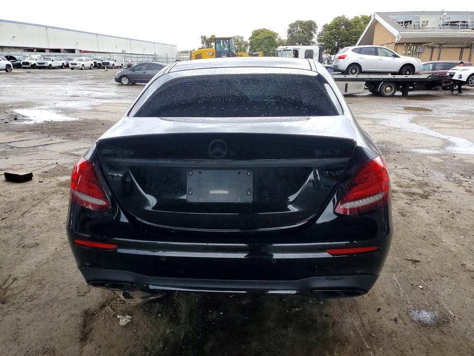 55068166 :رقم المزاد ، WDDZF6EB3HA201065 vin ، 2017 Mercedes-benz E مزاد بيع