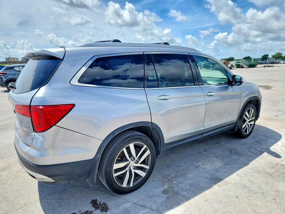 54948686 :رقم المزاد ، 5FNYF6H02JB009553 vin ، 2018 Honda Pilot مزاد بيع