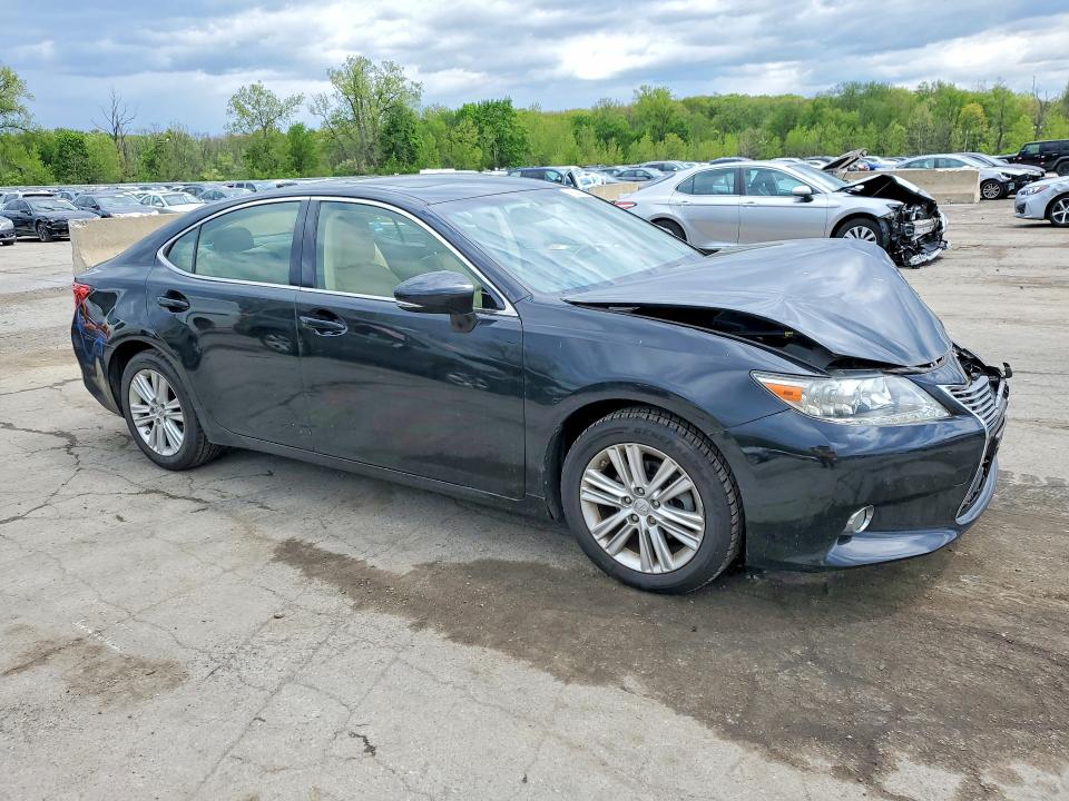 53048836 :رقم المزاد ، JTHBK1GG8D2070916 vin ، 2013 Lexus Es مزاد بيع