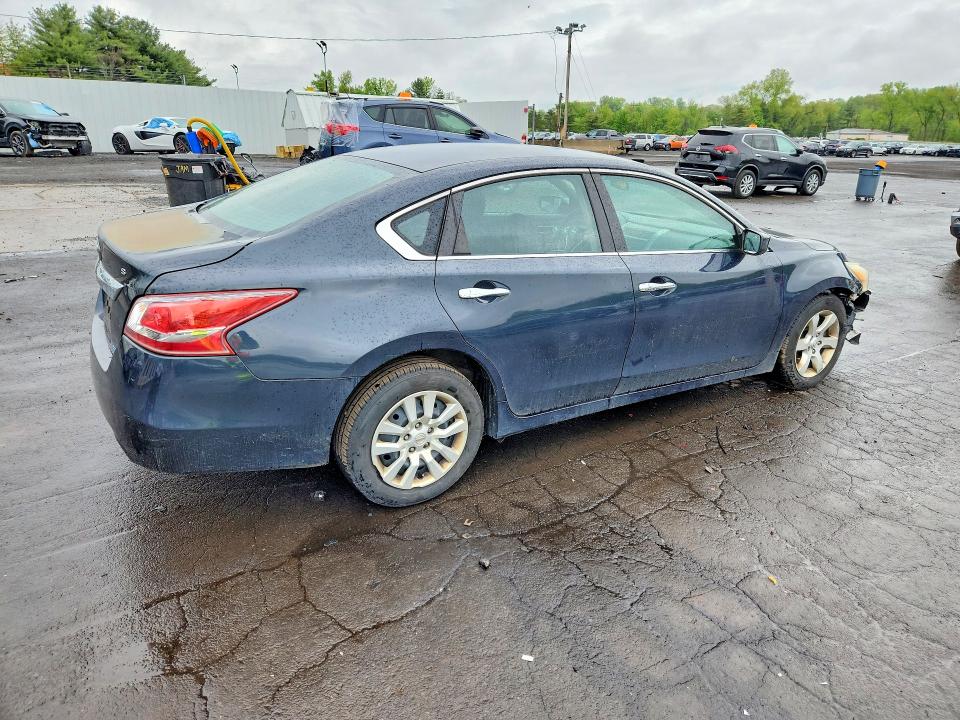 2013 Nissan Altima მანქანა იყიდება აუქციონზე, vin: 1N4AL3AP2DN524239, აუქციონის ნომერი: 53377176