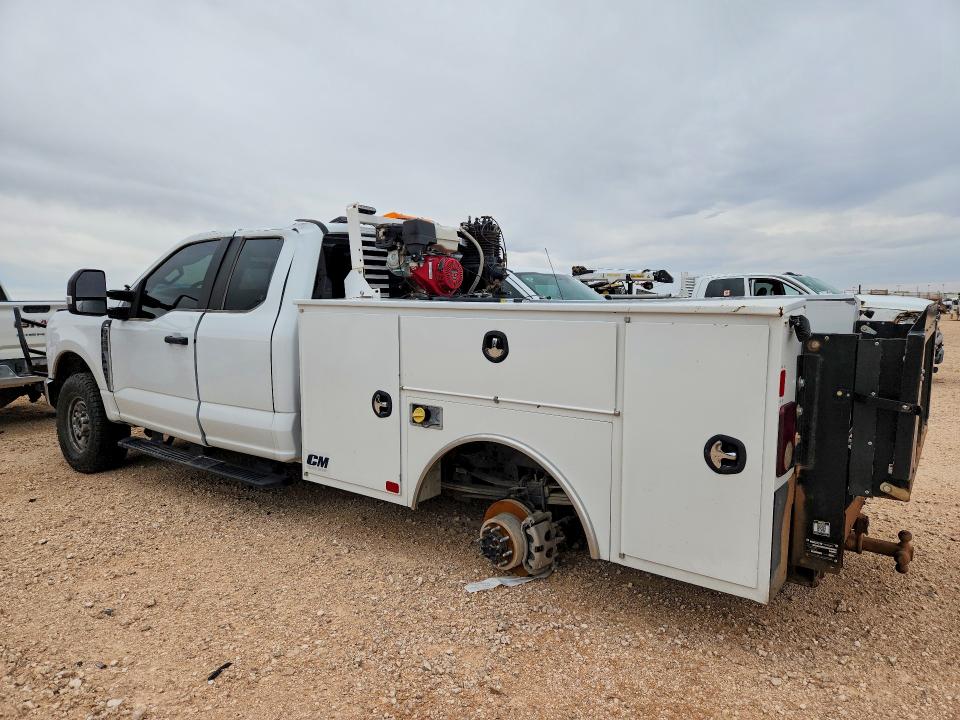 45772266 :رقم المزاد ، 1FT8X3BA9REC90244 vin ، 2024 Ford F350 مزاد بيع