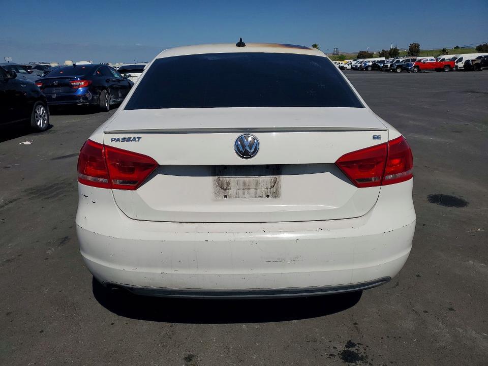 2012 Volkswagen Passat მანქანა იყიდება აუქციონზე, vin: 1VWBP7A37CC097638, აუქციონის ნომერი: 52871676