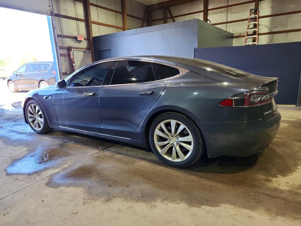 50908816 :رقم المزاد ، 5YJSA1E23HF183445 vin ، 2017 Tesla Model S مزاد بيع
