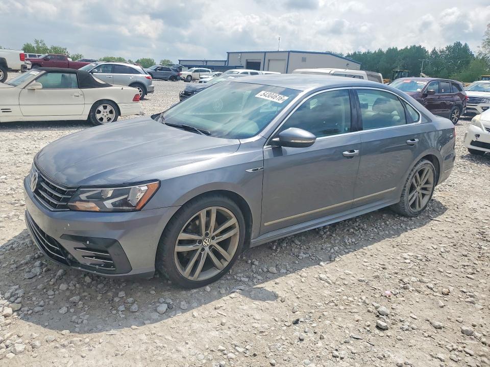 54304616 :رقم المزاد ، 1VWDT7A38HC056088 vin ، 2017 Volkswagen Passat مزاد بيع
