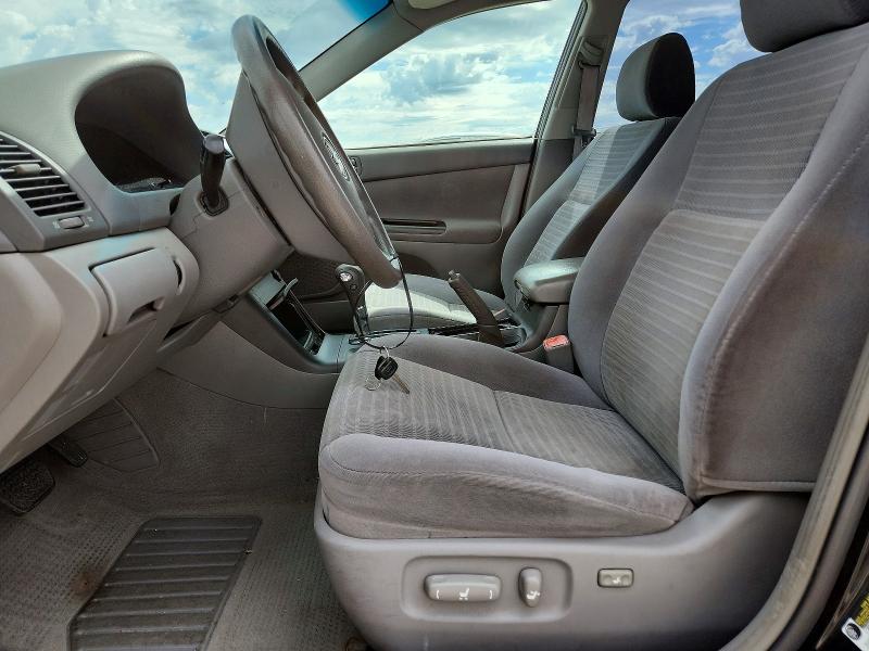 52899806 :رقم المزاد ، 4T1BE32K16U746173 vin ، 2006 Toyota Camry مزاد بيع