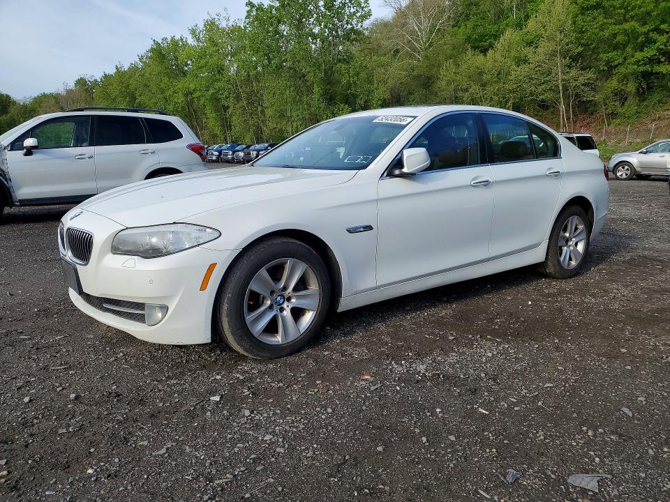 52432056 :رقم المزاد ، WBAXH5C56DD114317 vin ، 2013 Bmw 528 مزاد بيع