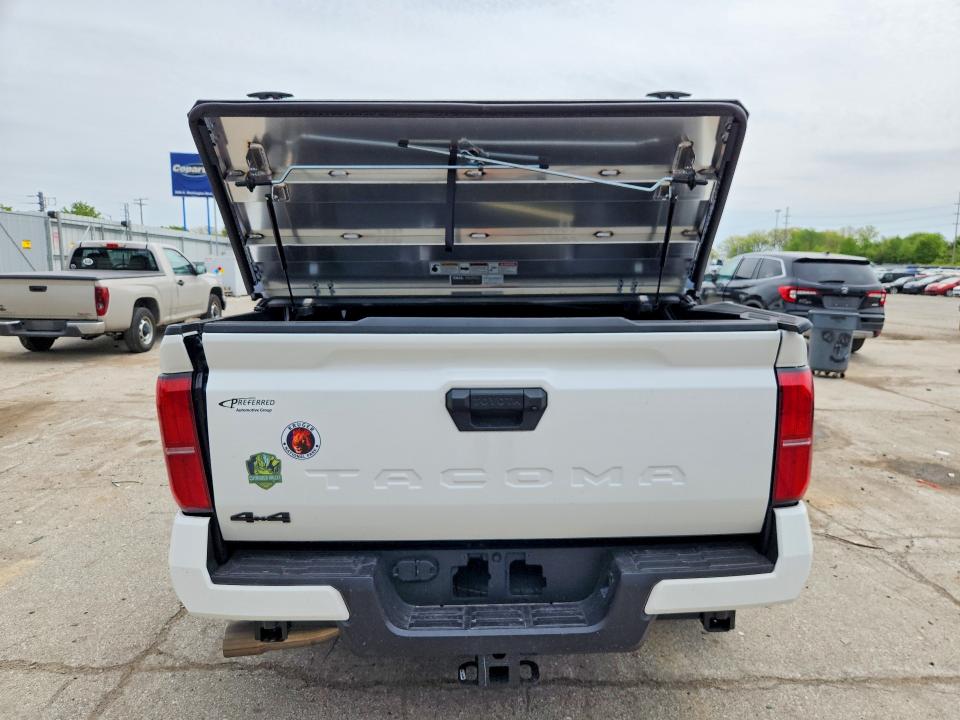2025 Toyota Tacoma მანქანა იყიდება აუქციონზე, vin: 3TMLB5JN3SM107140, აუქციონის ნომერი: 53285916