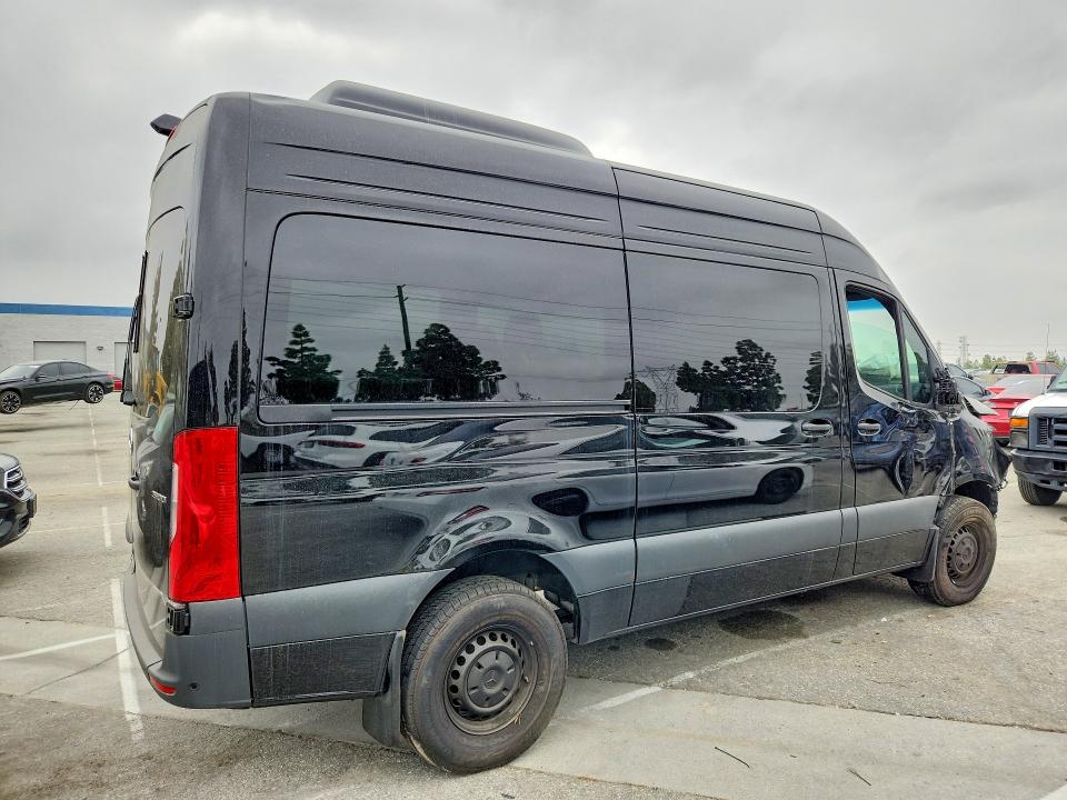 53296476 :رقم المزاد ، W1Z4KFHYXST229769 vin ، 2025 Mercedes-benz Sprinter مزاد بيع