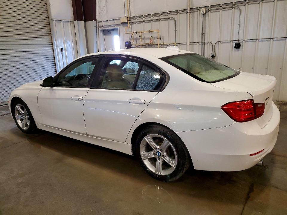 2014 Bmw 320 მანქანა იყიდება აუქციონზე, vin: WBA3C3G55ENS69920, აუქციონის ნომერი: 52243856