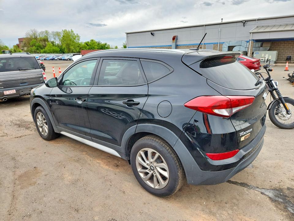 53042146 :رقم المزاد ، KM8J3CA40HU545582 vin ، 2017 Hyundai Tucson مزاد بيع