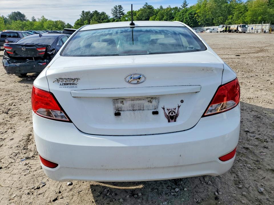 2016 Hyundai Accent მანქანა იყიდება აუქციონზე, vin: KMHCT4AEXGU131666, აუქციონის ნომერი: 55095276