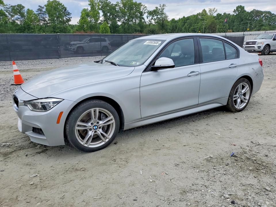53062606 :رقم المزاد ، WBA8B7G5XJNU94747 vin ، 2018 Bmw 340 مزاد بيع
