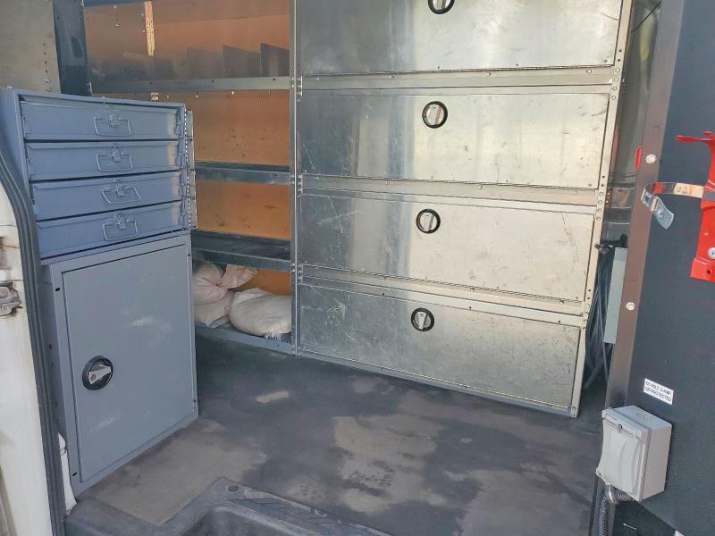 53132316 :رقم المزاد ، 1FTYE2CVXGKB25349 vin ، 2016 Ford Transit مزاد بيع
