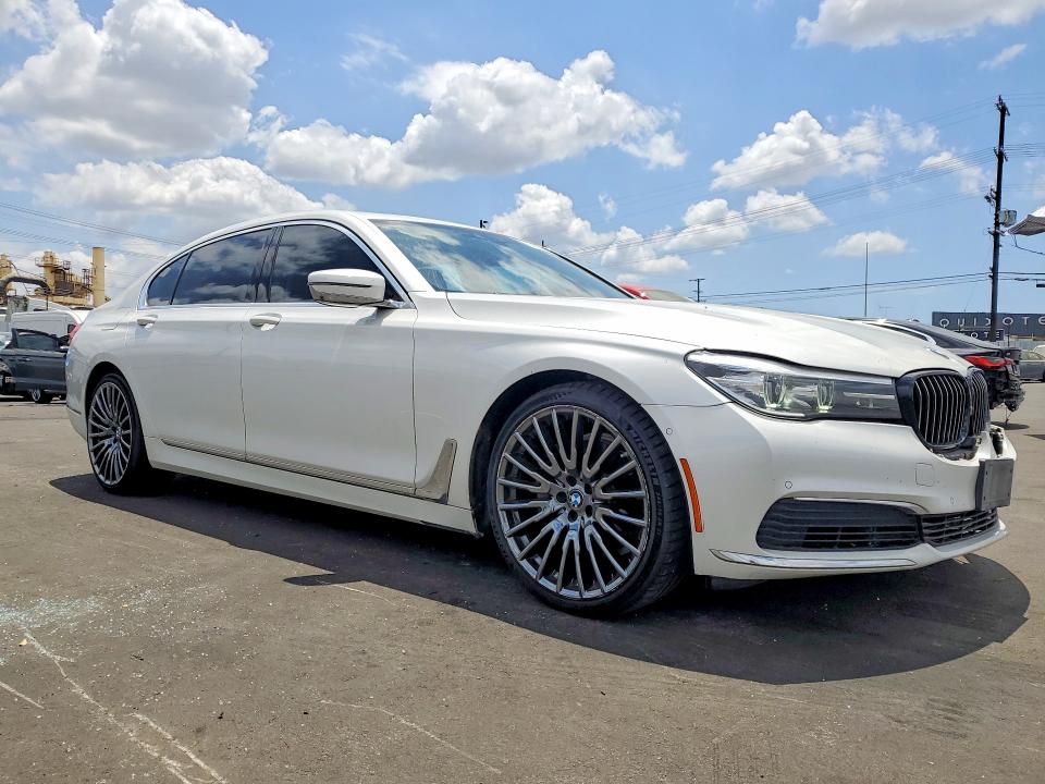 2019 Bmw 740 მანქანა იყიდება აუქციონზე, vin: WBA7E2C54KB218532, აუქციონის ნომერი: 54502026
