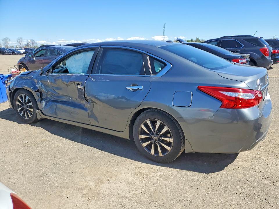52771196 :رقم المزاد ، 1N4AL3AP8HN334001 vin ، 2017 Nissan Altima مزاد بيع