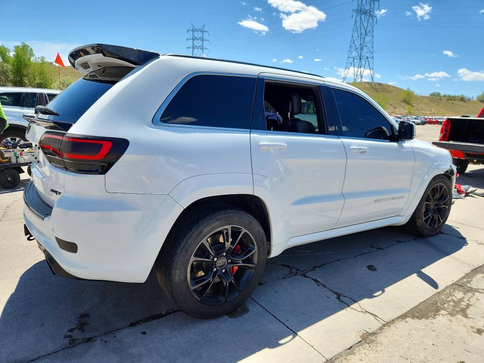 53653296 :رقم المزاد ، 1C4RJFDJ8FC700074 vin ، 2015 Jeep Grand Cherokee مزاد بيع