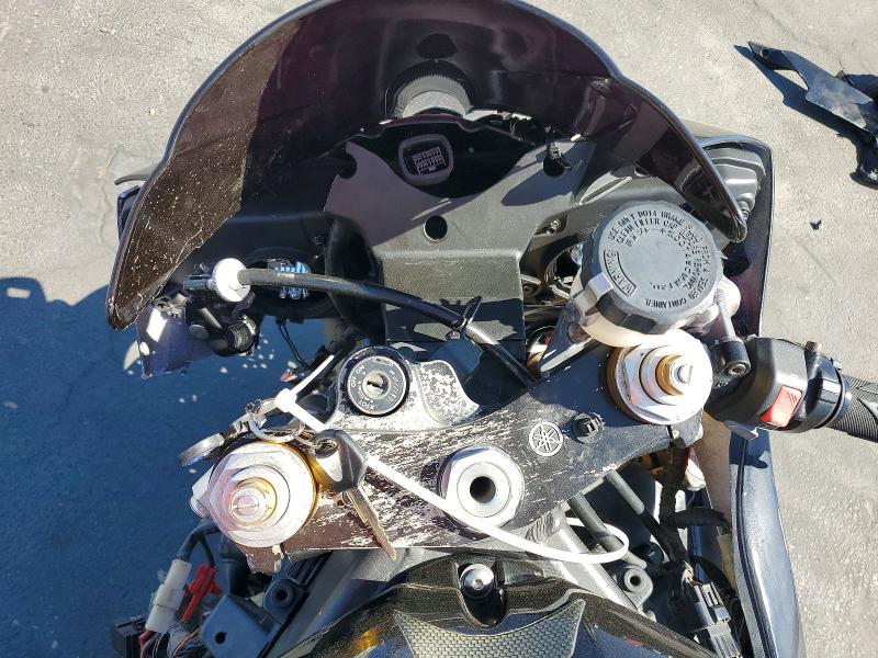 52896686 :رقم المزاد ، JYARJ12E07A020848 vin ، 2007 Yamaha Yzfr6 مزاد بيع