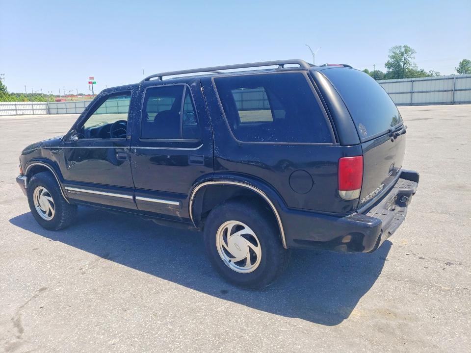 Продаж на аукціоні авто 2000 Chevrolet Blazer, vin: 1GNDT13W3Y2172142, номер лоту: 52082936