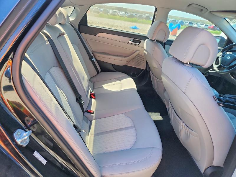 2016 Hyundai Sonata Hybrid მანქანა იყიდება აუქციონზე, vin: KMHE24L11GA014064, აუქციონის ნომერი: 52739426