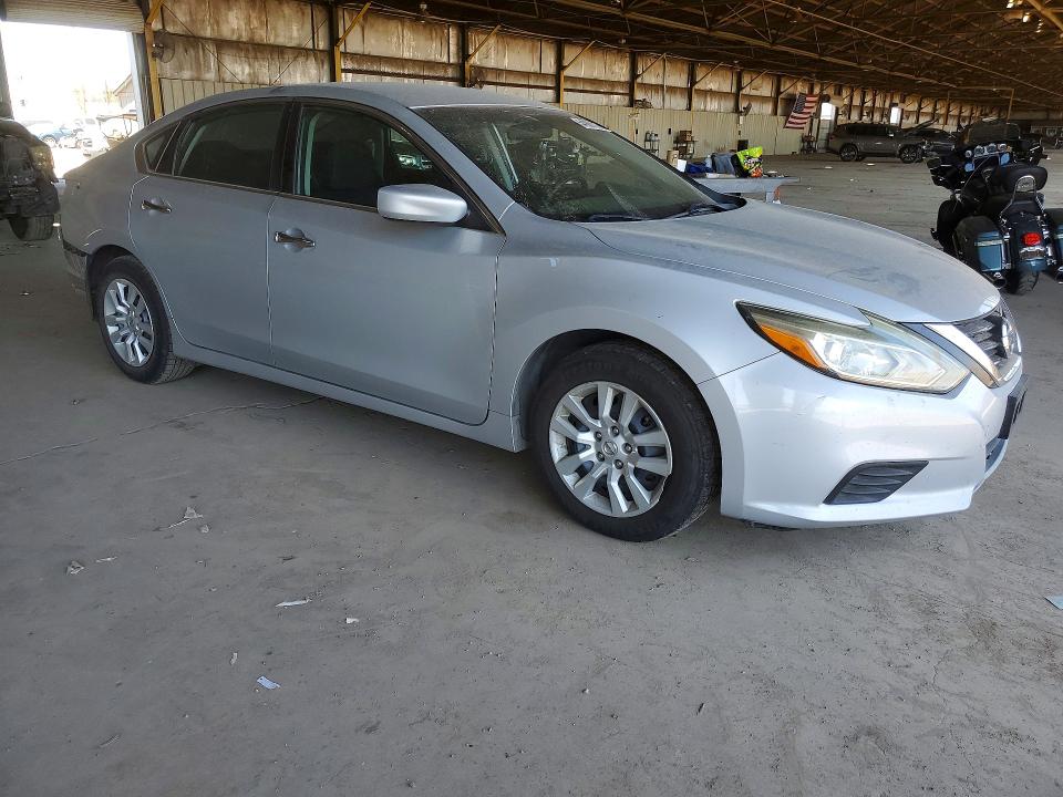 Продажа на аукционе авто 2017 Nissan Altima, vin: 1N4AL3AP4HN352737, номер лота: 54980116